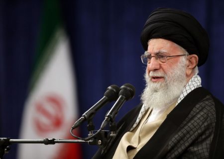 پیام رهبر معظم انقلاب درخصوص حادثه آتش‌سوزی در اسلکه شهید رجایی بندرعباس