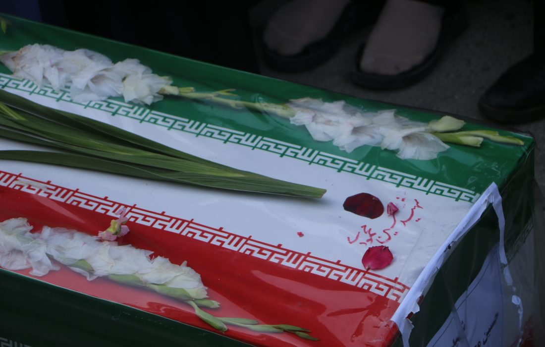 مراسم تشییع شهید حسین محمودی در شهرستان دلفان
