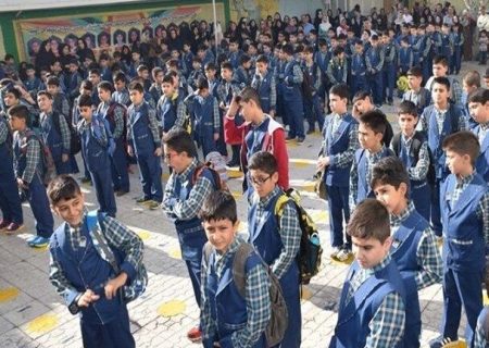 نرخ لباس دانش‌آموزان لرستان در اعلام شد