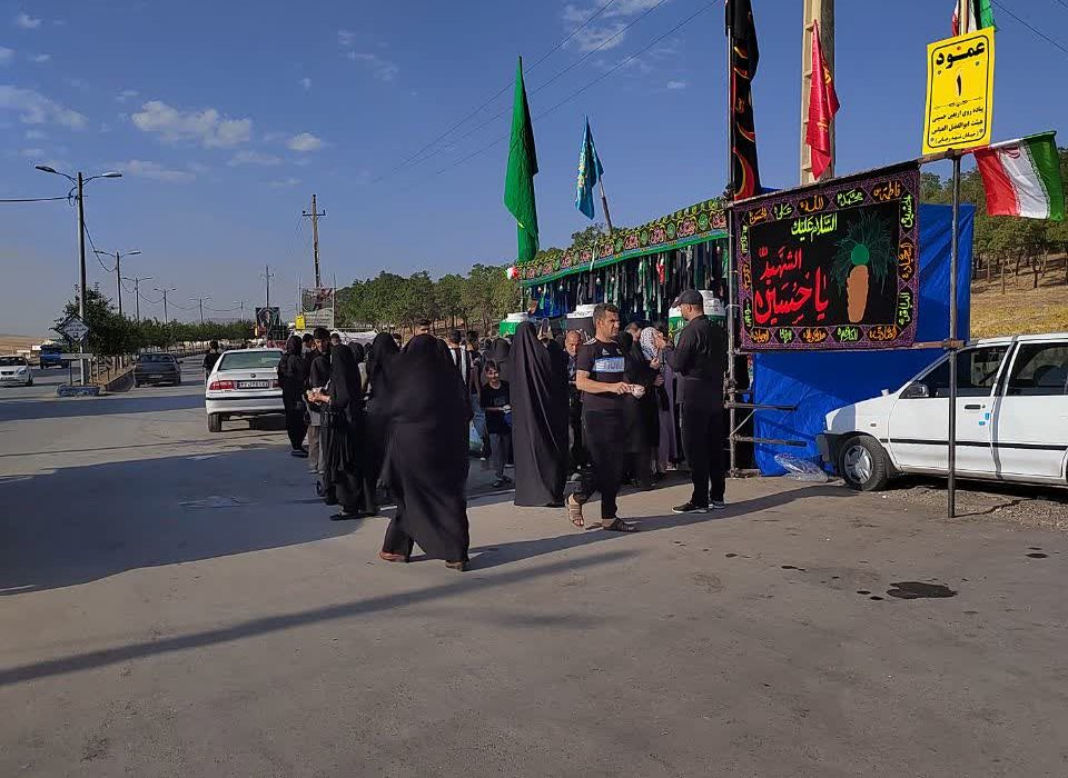 هم اکنون پیاده روی جاماندگان اربعین حسینی
