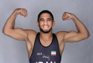 🔷رحمان عموزاده راهی یک چهارم شد